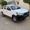 Toyota hilux 2017 climatisée thumb 0