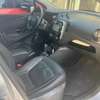 Renault QM3 capture 2016 thumb 4