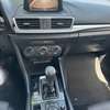 Mazda 3 2018 thumb 11