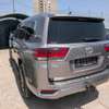 Land cruiser 2022 thumb 6