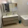 Appartement Meublé F4 au Point E thumb 8