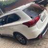Mitsubishi outlander 2015 7 Places thumb 6