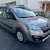 Citroen berlingo 2017 essence manuelle thumb 12