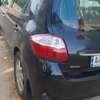 Toyota Auris 2011 thumb 1