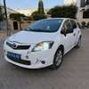 TOYOTA AURIS 2012 thumb 4