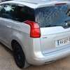 Peugeot 5008 automatique diesel thumb 9