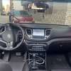 Hyundai tucson thumb 4