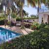 UN TRES JOLI APPARTEMENT AVEC PISCINE JARDIN ET VUE SUR  MER thumb 0