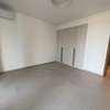 Appartement moderne neuf lumineux avec espaces paysagers thumb 10