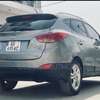 Hyundai tucson thumb 2
