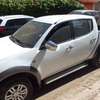Mitsubishi L200 thumb 7
