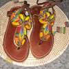 Nu pieds et sandales Massaï thumb 8