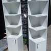 Étagère design blanche inclinée avec rangement bas thumb 4