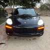 Porche Cayenne 2016 thumb 0