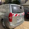Hyundai starex 2016 gasoil automatique thumb 1