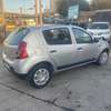 Dacia sanedero 2011 thumb 4