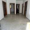 Maison moderne 5 chambres 4 salles de bain lumineuse thumb 4