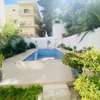 Villa almadies - 4 chambres 4sdb - piscine thumb 3