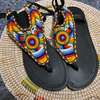 Nu pieds et sandales Massaï thumb 3