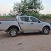Pick-up L200 Manuel Diesel thumb 0