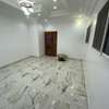 Tres belle salon a louer thumb 7