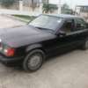 Mercedes.Benz 230 thumb 0