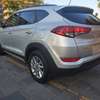 Hyundai Tucson full options version 4x4 thumb 0
