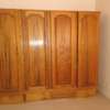 Armoire bois massif 4 portes en bon état thumb 0