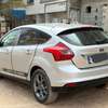 Ford Focus Année 2012 très bon état thumb 12