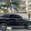 Jeep Grand Cherokee Overland 2019 thumb 2