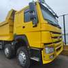 CAMION BENNE SINOTRUK HOWO 8x4 thumb 1