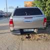 TOYOTA HILUX thumb 2