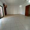 Belle villa  Mermoz (non loin de l'IAM) thumb 6
