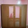 Armoire marron ,blanc et noire thumb 9