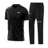 Ensemble sportif thumb 0