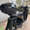 Honda Sh 125cm 2024  venant propre 3800 kilomètre thumb 1