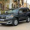 Toyota Land cruiser vx thumb 3