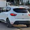 RENAULT CLIO 5 2019 thumb 3