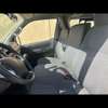 Toyota hiace thumb 2