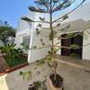 Villa à louer fenêtre Mermoz  à côté de l’école américain thumb 4