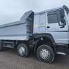 CAMION BENNE SINOTRUK HOWO 8x4 thumb 3