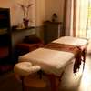 Déplacement massage a l'hôtel ou a domicile thumb 0