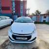Peugeot 208 thumb 0