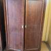 Armoire bois massif marron foncé 2 portes spacieuse thumb 3