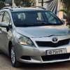 Toyota verso 2011 thumb 9