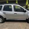 RENAULT DUSTER thumb 3