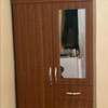 Armoire marron ,noire et blanc thumb 0