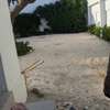 Villa basse de 1000 m² à louer à Dieupeul 1 thumb 3