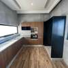 F4 d e225 m² à vendre sur la corniche thumb 10