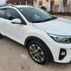 Kia stonic 2018 thumb 6